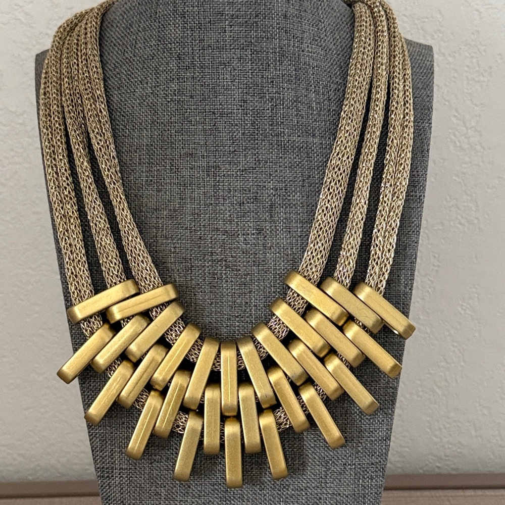 Elegant Fashion Necklace
